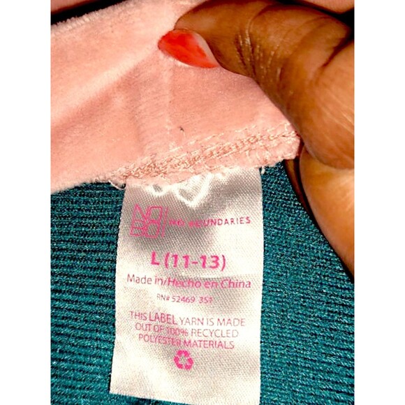 Women’s No Boundaries 2 Piece Short Set Black Size Large (11-13) - Picture 5 of 6